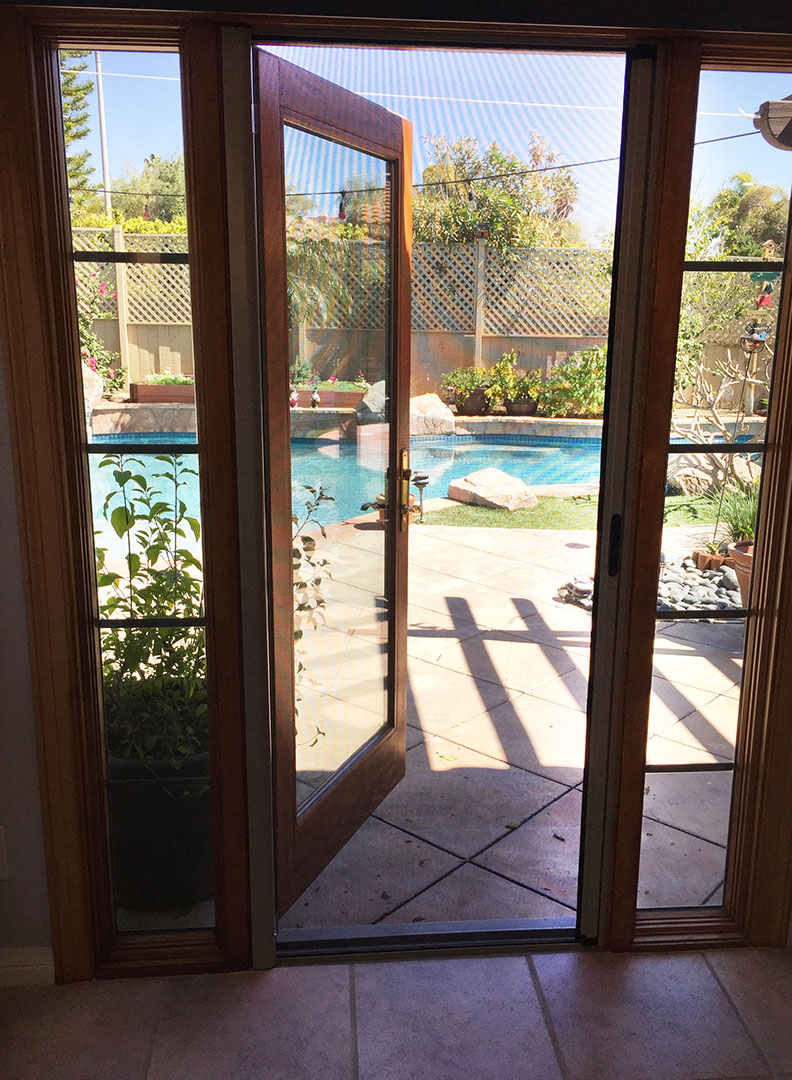 Single Screen Door