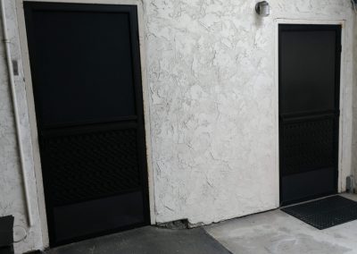 Santa Fe Swinging Screen Doors (Black)