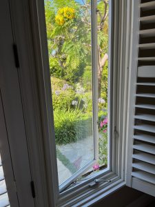 UltraVue Invisible Mesh on Casement Window UltraVue Invisible Mesh on Casement Window
