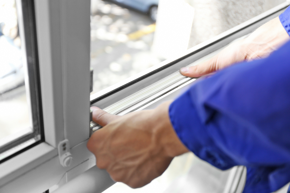 Business Window Screen Repair in Coronado