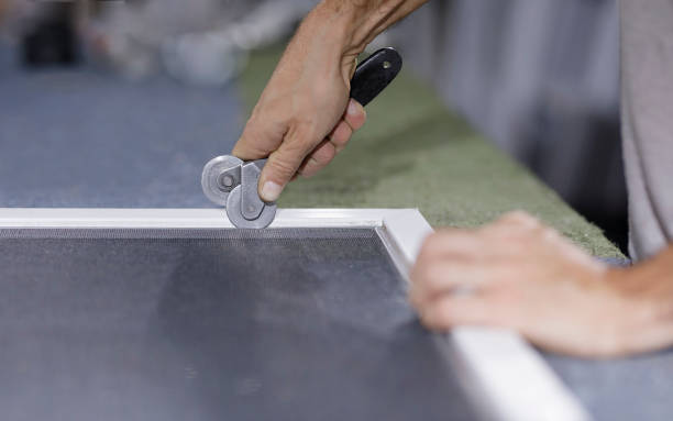 Mobile Window Screen Repair Service in Rancho Bernardo
