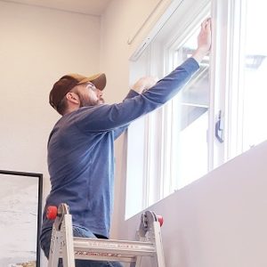 Business Window Screen Repair in Bonita