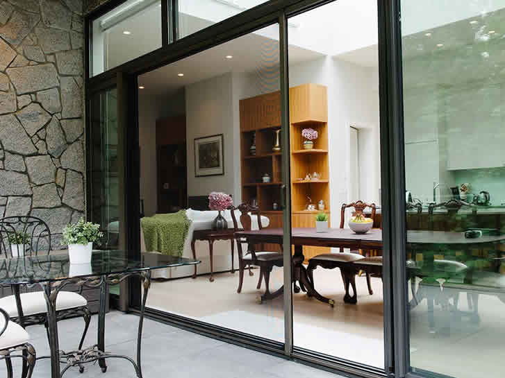 Local Retractable Screen Door Company Imperial Beach