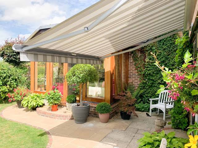 Sun Shade Awnings Bonita